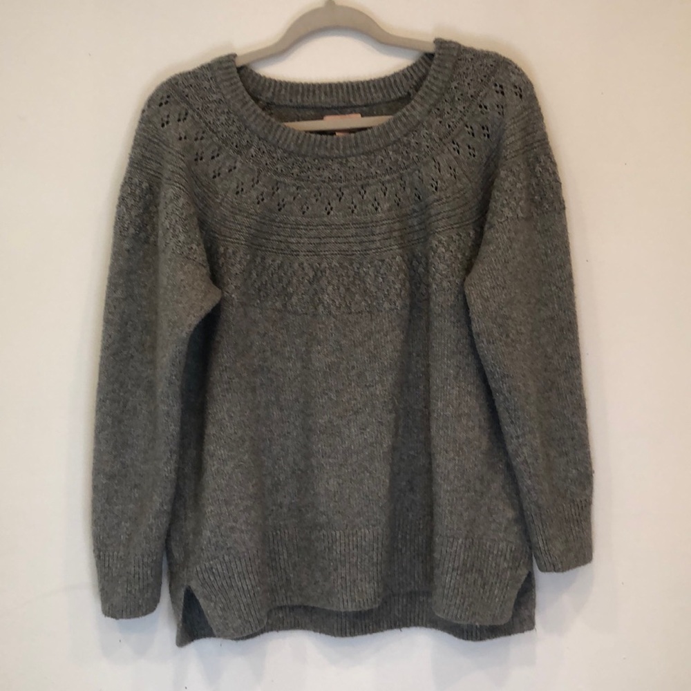 EVRI Gray Knit Sweater